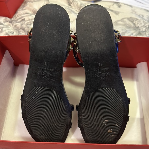 WORN Valentino Garavani Rockstud Rubber Sandals - Picture 5 of 7